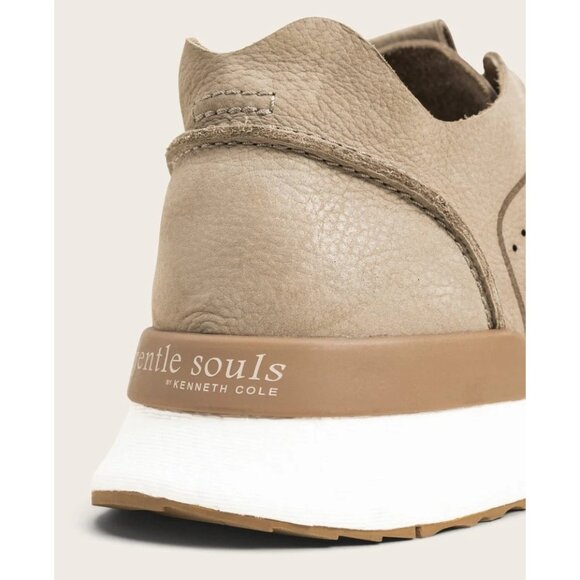 Gentle Souls by Keneth Cole Laurence Jogger Sneaker in Mushroom Size 10.5 NWD - Picture 5 of 8